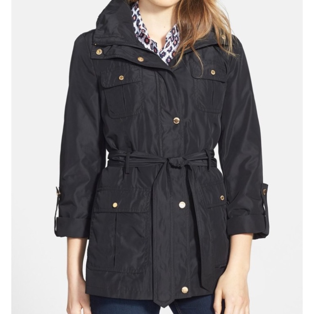 Ellen Tracy Utility Trench